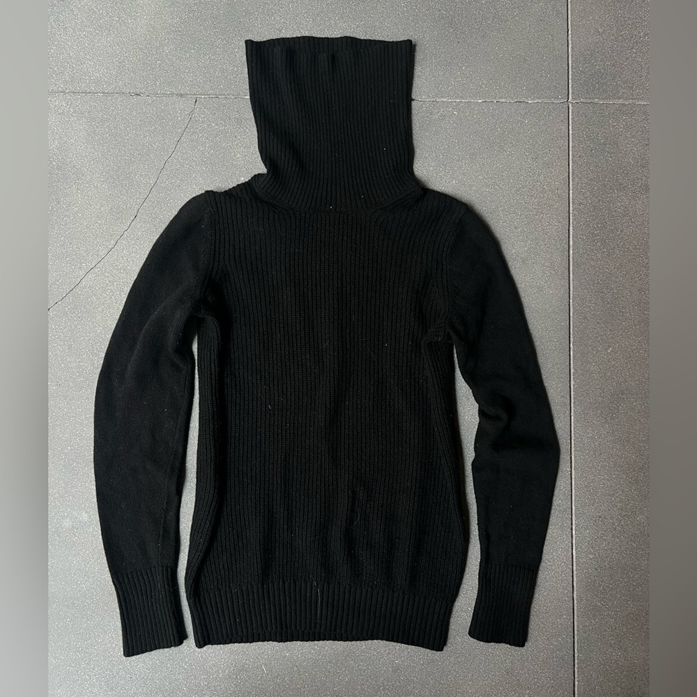 Vintage Banana Republic Knit black turtle neck